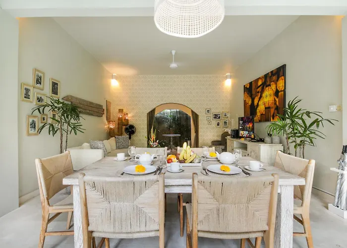 Lodek Deluxe Villa Seminyak (Bali)